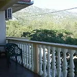 Cico Apartament Starigrad Paklenica
