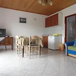 Cico Apartament Starigrad Paklenica