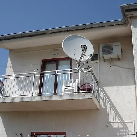 Апартаменты Cico Starigrad Paklenica