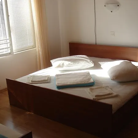 Cico Starigrad Paklenica * Стариград-Пакленица