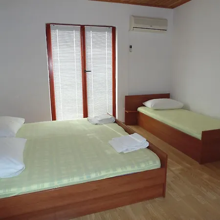 Cico Starigrad Paklenica Стариград-Пакленица