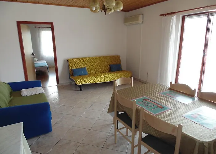 Cico Διαμέρισμα Starigrad Paklenica