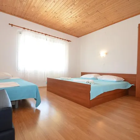 Cico Starigrad Paklenica