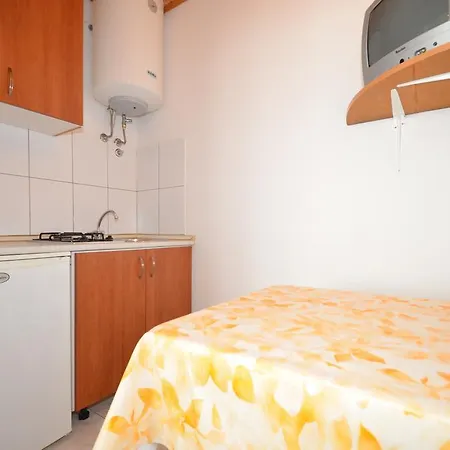 Cico Appartement Starigrad Paklenica