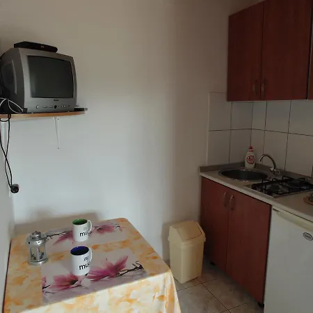 Cico Appartement Starigrad Paklenica