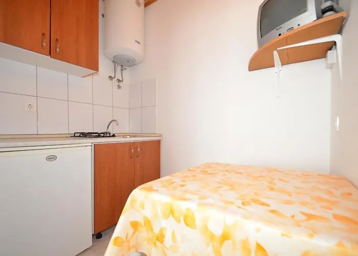 Cico Διαμέρισμα Starigrad Paklenica